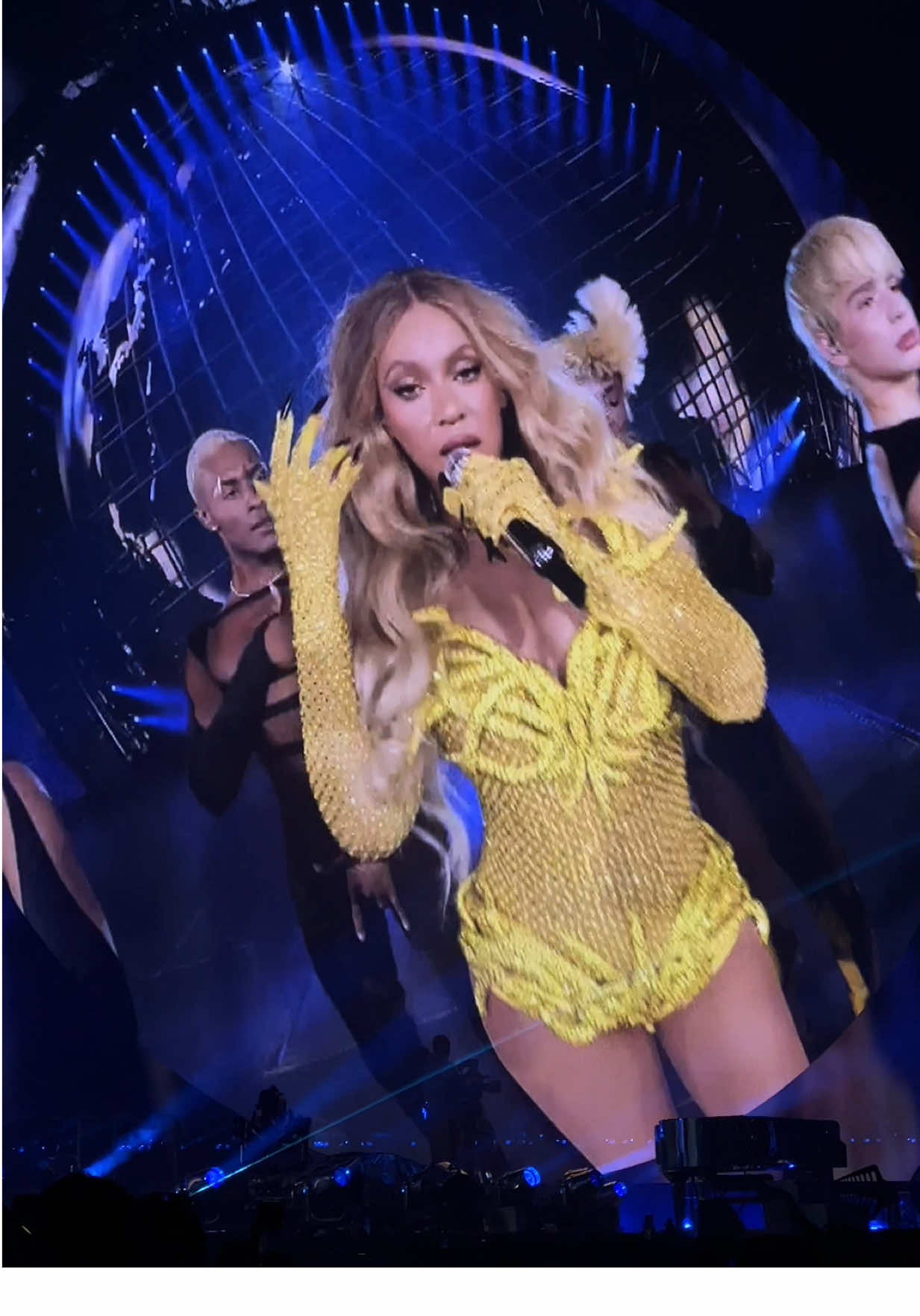 Mother 🐝 #renaissanceworldtour #beyoncé #renaissancetour #beyhive #renaissance 