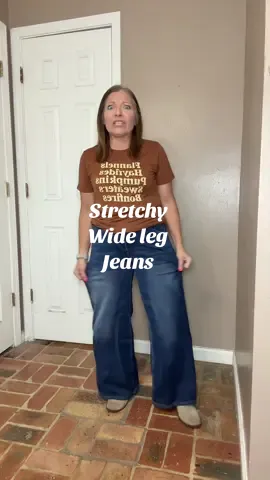 Stretch + style = the perfect pair 💙 These wide leg jeans are soooo comfy with lots of stretch!  5ft 130lbs wearing Small Petite  #fallfashion #widelegjeans #stretchyjeans #jeans 