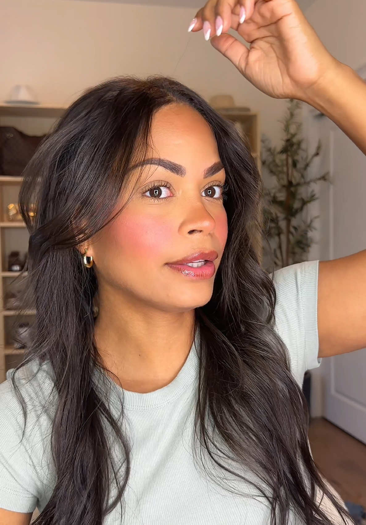Lets chit chat while I get ready to create content #grwm #chitchatgrwm #getreadywithme #arreglateconmigo #visionboard 