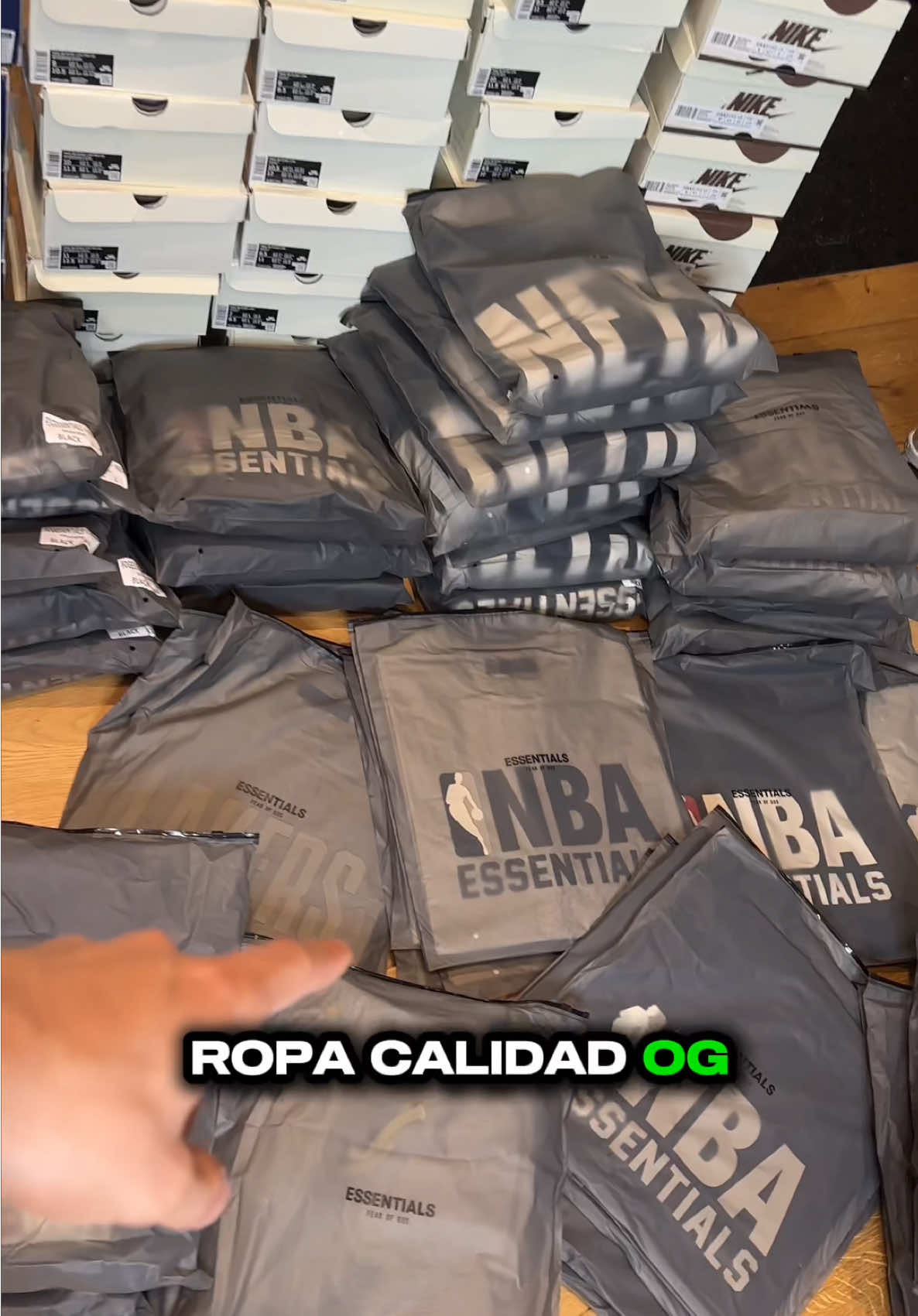 - Ropa calidad OG 💎 - Zapas calidad PK 🏌🏽‍♂️ WPP: 1154038237 #argentina #sneakers #ropa #nike #fearofgodessentials 