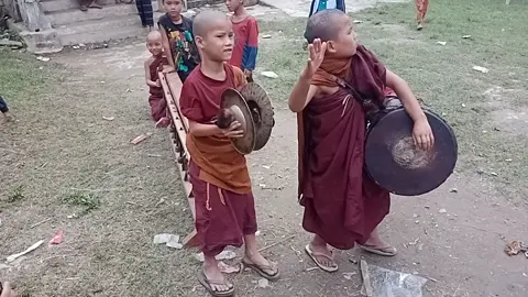 မု့အပြည့်နဲ့တီတဲ့ 9နှစ်ကိုရင်လေး