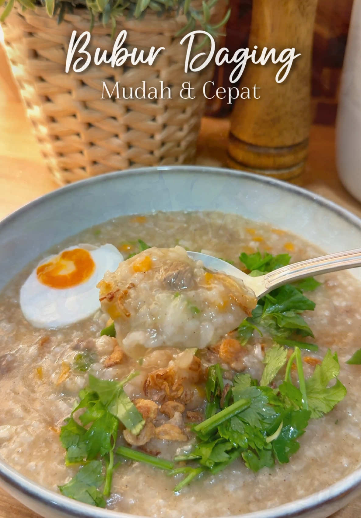 BUBUR DAGING🍲 Mudah & Cepat..nampak mcm bubur lambuk tapi bukan dia🤗  Shoot video malam hari masa ni🥹 #buburdaging #bubur #porridge #fyp #resepimudah 