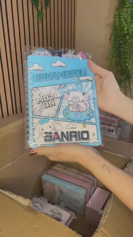 -Alguns dos novos itens que podem vir na sua box!! 🤭✨ - - - - - - - - - - - - - #mysterybox #cutestationery #mysteryscoop #caixamisteriosa #mysteryboxbrasil 
