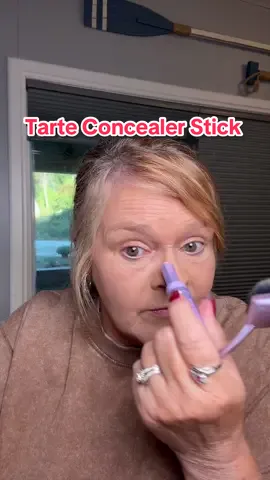 Tarte Big Stick Concealer covers incredibly and doesn’t settle into my fine lines and wrinkles! #tartecosmetics #tarteconcealer #concealer #concealerreview 