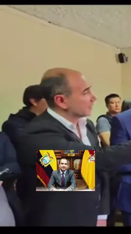 Broca entre el prefecto y el gobernador del AZUAY #conaie #protestas #ecuador #diesel #quimsacocha 
