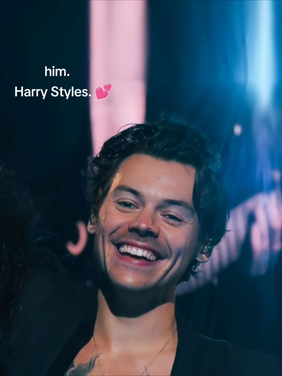 Ele: Harry Styles🫂 #harrystyles #cantor #harry #internacional #musica 
