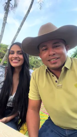 De juiz juaz con @Zuleycla Rodríguez Jujupaa bendiciones ay canelo 