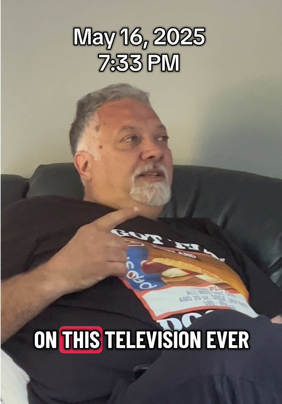 And the story of the 63 year old Toronto Maple Leafs fan continues… #StanleyCup #sportsontiktok #hockeymoments #torontomapleleafs #hockeyromance 