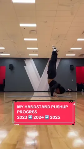 2023➡️ 2024 ➡️ 2025! Love looking back at these and seeing where I started out! 🤩 proud of what I’ve learned over the years  and excited to continue this journey! 🫶🏾 #calisthenics #calisthenicstraining #calisthenicsmotivation #fitnessreels #progress #practicemakesprogress #practicemakesperfect #calisthenics_athletes #fitnessgirl #manifestation #letsgo 