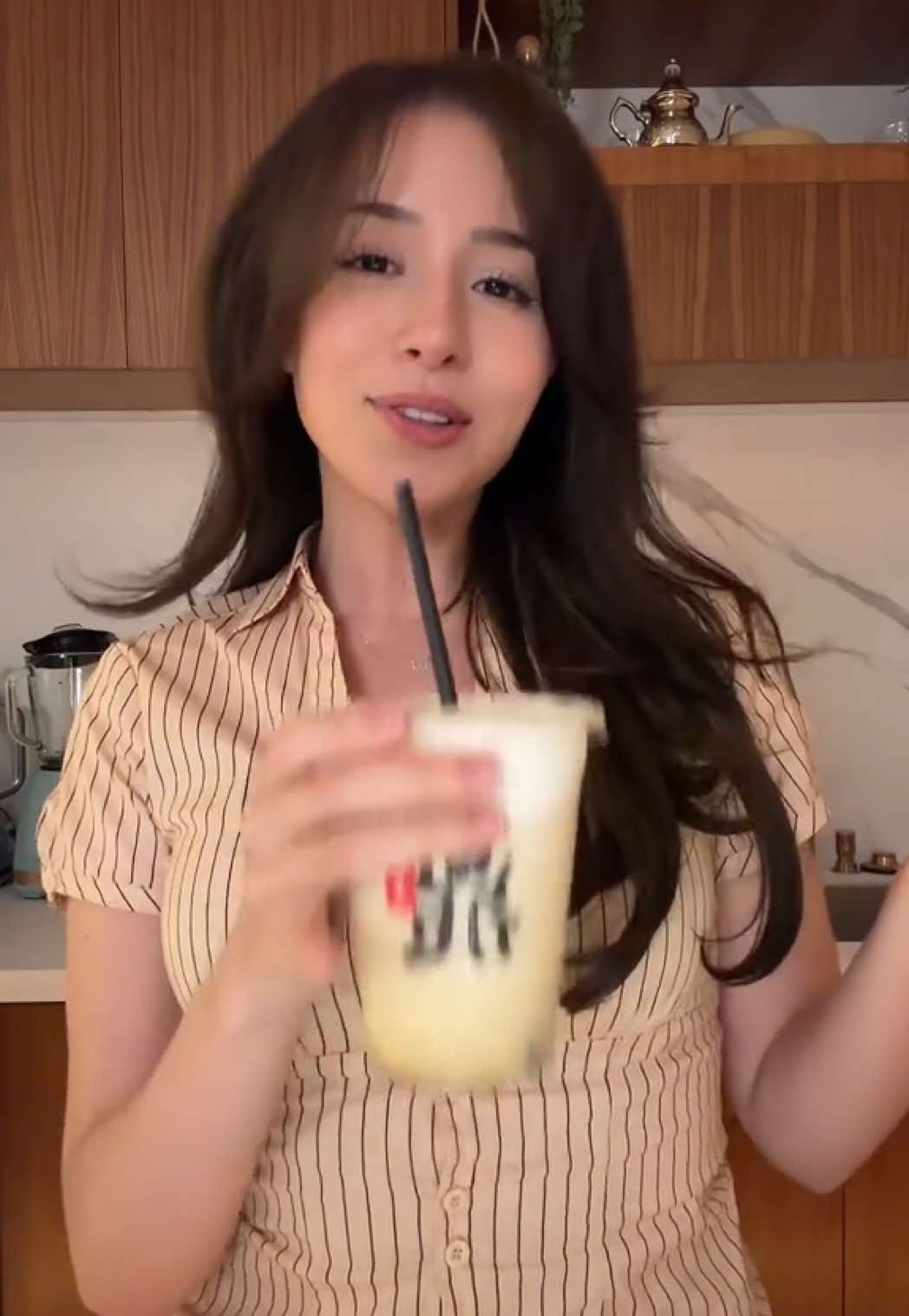 my guilty pleasure dessert 🍫⁡🍨🥟☁️sorry i look kooky i filmed this at the end of a long day 🤭 