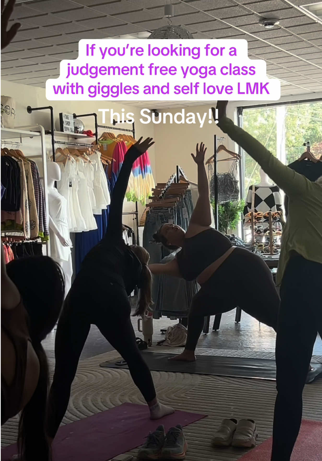 🔗 in 🅱️i0!! #yoga #plussizeyoga 