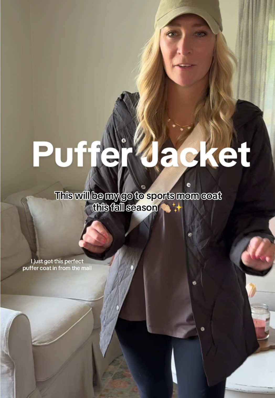 The perfect cozy puffer jacket for this fall 🍂🍁 #pufferjacket #puffercoat #jacket #fallfashion #tiktokshoprestock 