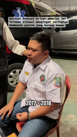 Cerita Suka Duka Driver Ambulan Yang Sering Membantu Pasien Yang Kurang Mampu. #PodcastIndonesia #SupirAmbulan #CeritaNyata #SukaDukaAmbulan #PahlawanJalanan  