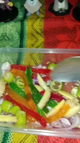 kinilaw na gummy worms