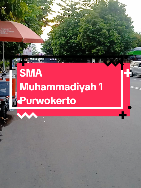 Purwokertoku... Kita mungkin sering melintas di sini.. SMA Muhammadiyah 1 Purwokerto.. jln dr Angka..  #pwt24jam #banyumas #smamuh1pwt 