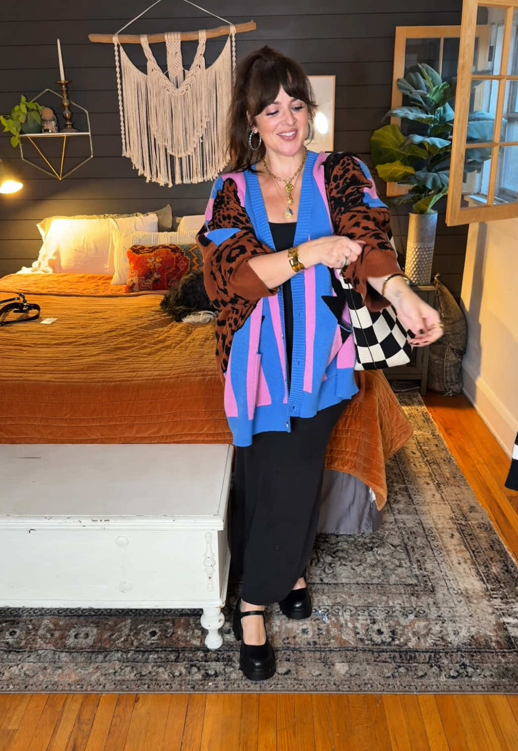 Take up space, babes! 🩷🩵🤎🖤 Everything is in my LTK! #laurelladeville #midsizemom #fyp #letsgetdressed #grwm 