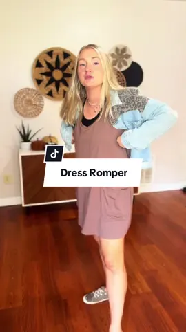 I’ll be rocking dresses and rompers as long as possible ✌🏽🍁 @TanmingFashion  #dresswithshorts #romperdress #fallstyle #falloutfit #ootds 