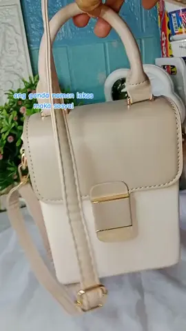 simple but elegant slingbag #slingbag #fashionslingbag #womensbag #fypviral #fyp 