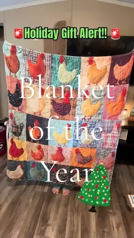 🎄🐔 Cozy up this Christmas with the CUTEST chicken quilt ever! Perfect for farmhouse vibes, snuggle season, or gifting to the chicken lover in your life. 🐓✨ Who else needs this under the tree? 🎁 #HolidayGiftIdeas #FarmhouseStyle #ChickenQuilt #ChristmasCozy #GiftGuide 