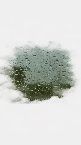 Có bao giờ bạn yêu một người đến mức, dù trái tim mình tan nát, vẫn chỉ mong họ bình yên không?.. #giuanhungconsong #phattrienbanthan #chualanh #sach #lennhatchuyendoi 