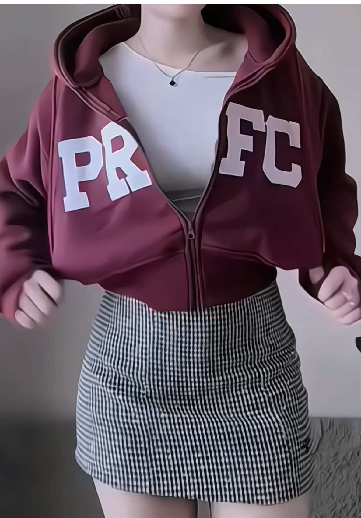 AKA HOUSE Áo Khoác Nỉ Croptop nữ #akahouseaokhoacnicroptop #aokhoacnicroptopcokhoakeo #xuhuongtiktok #viralvideo #thoitrangtiktok2025🥰 
