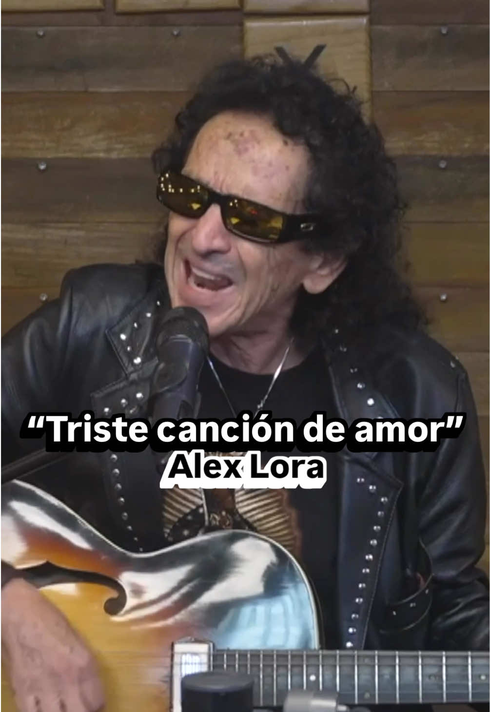 Les dejo este clásico de El Tri de Alex Lora… “Triste canción de amor”. 🎶🤘 #JessieEnExa