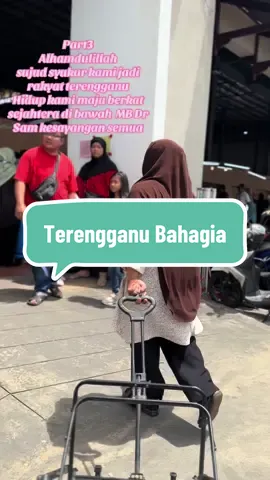 Alhamdulillah  sujud syukur kami jadi rakyat terengganu Hidup kami maju berkat sejahtera di bawah  MB Dr Sam kesayangan semua @PERSATUAN PENJAJA CWGN KTRG  Terima kasih  juga buat persatuan penjaja makanan di pasar payang Kerana memberi kemudahan buat kami as peniaga Terima kasih semua yg always support cheder support produk che der korang mmg terbaik Alhamdullah syukur Allah🥰 #terengganumajuberkatsejahtera #chederfood #PENJAJAPASARPAYANG #pasarpayang #terengganu 