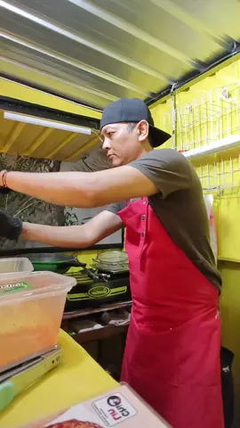 panas hujan, greges kesel.. wong Lanang tetep kerjo