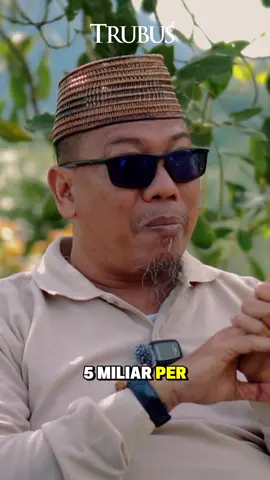 Dari kontraktor, kini beliau sukses panen miliaran dengan berkebun Alpukat Hass 🥑 Kisah perjalanan luar biasa yang membuktikan, dari hobi pun bisa menghasilkan cuan.  Penasaran rahasianya? Tonton di sini: https://youtu.be/B3L8BWh_tCQ #trubus #agribisnis #alpukat #petanialpukat #majalahtrubus 