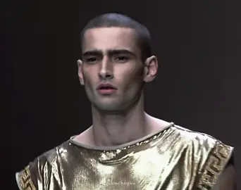 #christianmonzon closing #versace FW 2001 #menswear 
