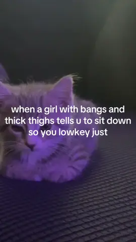 im taking a poo #fyp #thighs #bangs #foryou #xyzbca