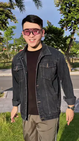 Áo khoác jean denim dày dặn giặt không xù không phai màu #minhmongmanh #TikTokFashion #macdepmoingay #xuhuong #thoitrang 