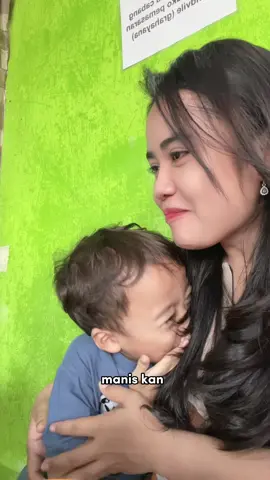 👦🏻 : punya onty gini amat yak🫠