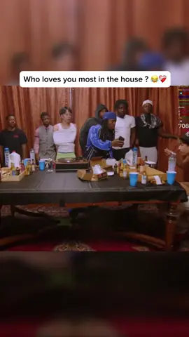Who loves you most in the house ? 😂❤️‍🩹 #streameruniversty #fyp #tota #kaicenat #rayasianboy 