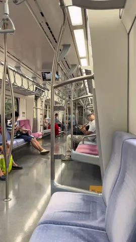 Videonya ambil aja buat bahan konten kalian ,,,  #mentahanvideo #original #kereta #taiwan