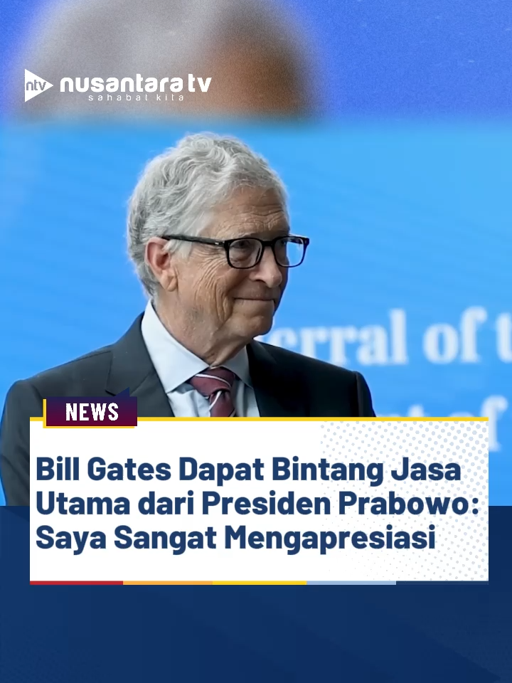 Presiden Republik Indonesia, Prabowo Subianto, mengadakan pertemuan dengan tokoh filantropi dunia sekaligus pendiri Gates Foundation, Bill Gates, di Landmark Room, Lantai 29, Hotel Millennium Hilton New York One UN Plaza, pada Selasa, 23 September 2025. Dalam keterangannya usai pertemuan, Presiden Prabowo mengatakan bahwa pertemuan dengan Bill Gates berlangsung sangat positif. Menurutnya, Bill Gates memberikan perhatian dan bantuan luar biasa kepada Indonesia khususnya dalam bidang kesehatan. Oleh karenanya, Presiden Prabowo menganugerahkan penghargaan Order of Distinguished Stars – Bintang Jasa Utama kepada William Henry Gates III atau Bill Gates. Penganugerahan ini diberikan sebagai penghargaan atas jasa dan dedikasi luar biasa Bill Gates dalam bidang dan kegiatan yang sangat bermanfaat bagi keselamatan, kesejahteraan, serta kejayaan bangsa dan negara. ------------------ NRF #Prabowo #BillGates #BintangJasaUtama #nusantaratv #nusantaratvsahabatkita