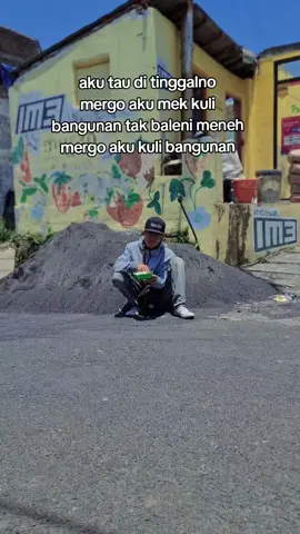 masio sampek saiki pancet nguli mek gakpopo aku percoyo,sesok mben yo ono seng gelem bersyukur kok. #kuli #trending #malang #viralll 