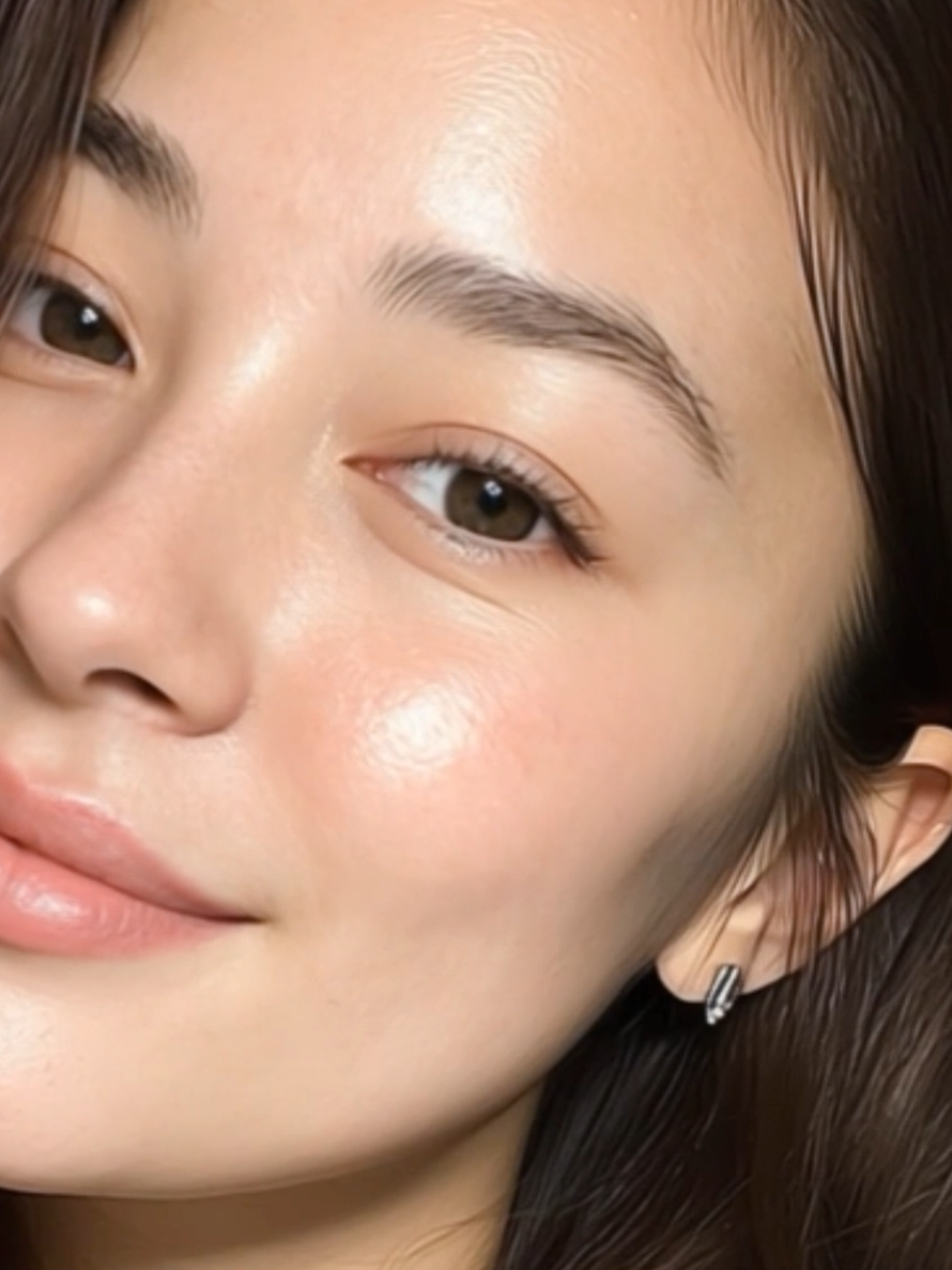 Meet your new skincare hack — gentle exfoliation, glass-skin vibes.✨️  The Peel Shot Ampoule is all you need for that smooth glow. #PeelShot #DrMelaxin #GlassSkin #KBeauty #Exfoliation