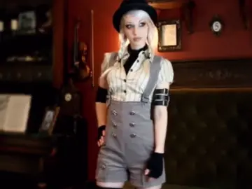 kato punk 🤍 #fyp #katopunk #katelambert #steampunkcouture #fashioninspo