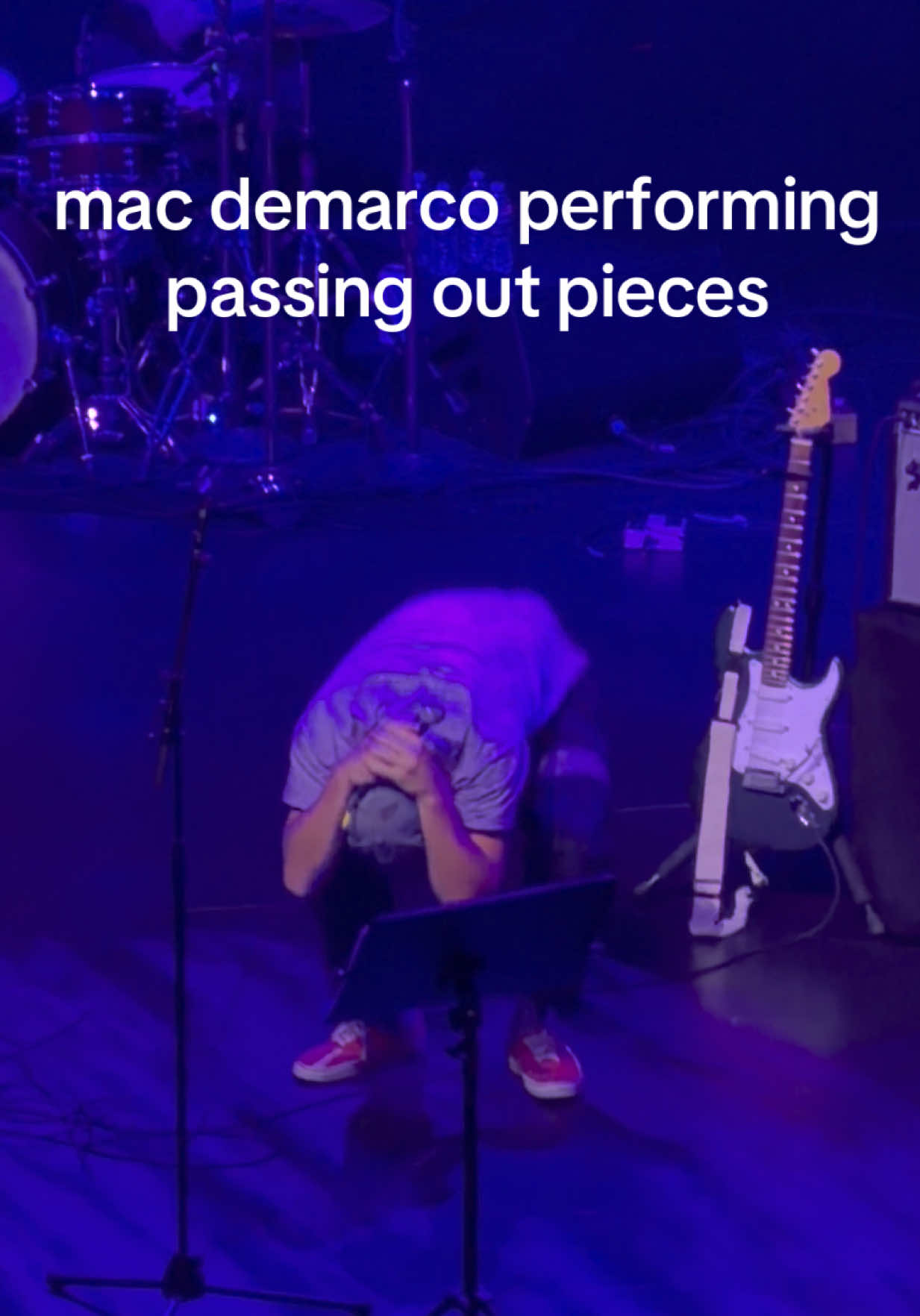 mac demarco was in this state for a quarter of the seattle show #macdemarco #macdemarcoconcert #macdemarcosong 