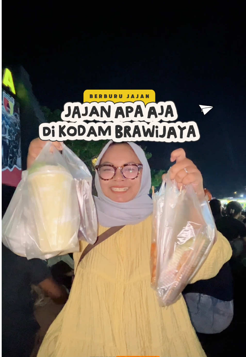 Jajan apa aja yaa di Pasar Kodam!! Pengen borong semuanya deh 😋 Kebetulan aku stay di Hotel yang lokasinya strategis, fasilitas lengkap dan harganya terjangkau banget, booking lewat aplikasi Reddoorz bisa hemat dengan masukin kode promo 