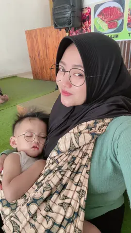 Adek alzam bobok siang#penyetansambalcandu #jajananbelitang #bedilan #belitangokutimur 