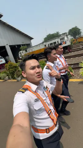 Padahal udah di briefing 😂 Tetep aja salah