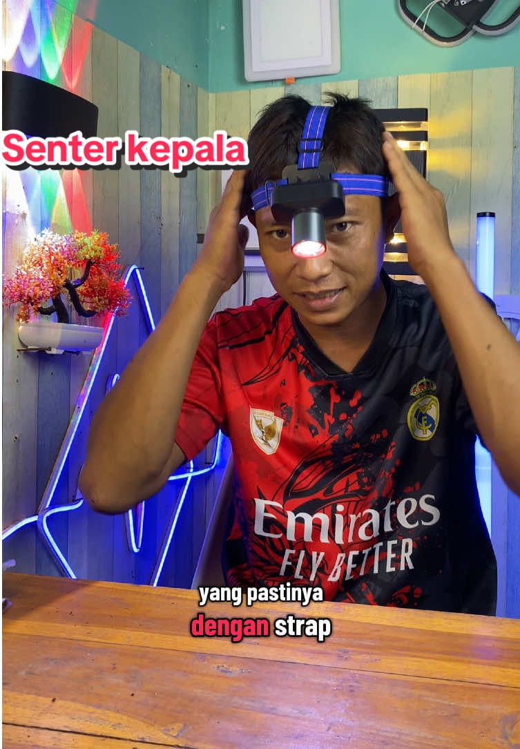Senter kepala dengan strap elastis #senter #senterkepala #senterkepalamurah #ModalKontenDoang 