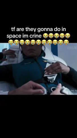 Yeah lets send first responders to space to deal with a meteor shower 😭😭😭😭 they’re useless in space abd there’s other people for that ✌️#911 #911show #911onfox 