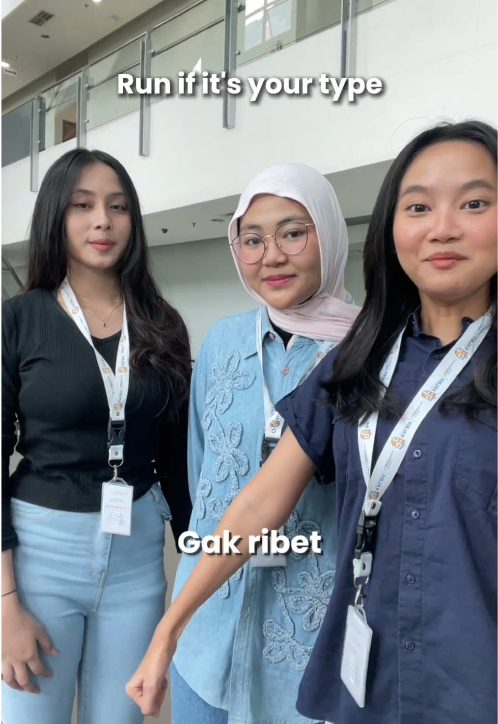 RUN IF IT’s YOUR TYPE!! Kalo kalian disebutin tipe-tipe kayak di video ini, kira-kira kalian bakal lari jauh gak? 🫢 Pendaftaran GRATIS: kalbis.ac.id/beasiswa WhatsApp: +62 821-2442-2078 Alamat: JI. Pulomas Selatan Kav. No.22, RT.4/RW.9, Kayu Putih, Kec. Pulo Gadung, Kota Jakarta Timur, Daerah Khusus lbukota Jakarta #KalbisUniversity #MutuHebatDicicilHemat #BeasiswaSahabatHorizon #Beasiswalndonesia #InfoBeasiswaKuliah