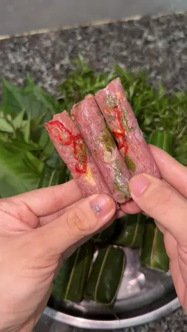 Nem chua Thanh Hoá Phú Gia ngon đúng đỉnh lun á mấy bà #xuhuong #doanvat #nemchua #nemchuaphugia #fyb  @Ăn vặt cùng oen~  @Ăn vặt cùng oen~  @Ăn vặt cùng oen~ 
