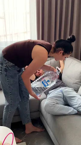 #funny #funnyvideos😂 #fannyfamily #lifehacks #couple 