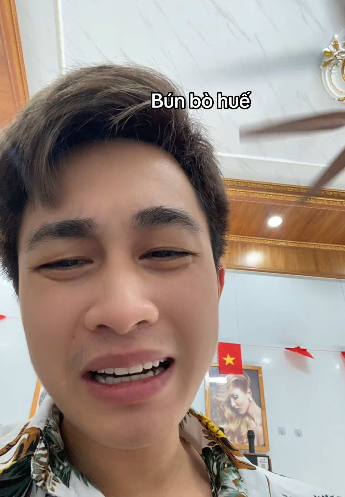 Bún bò huế 
