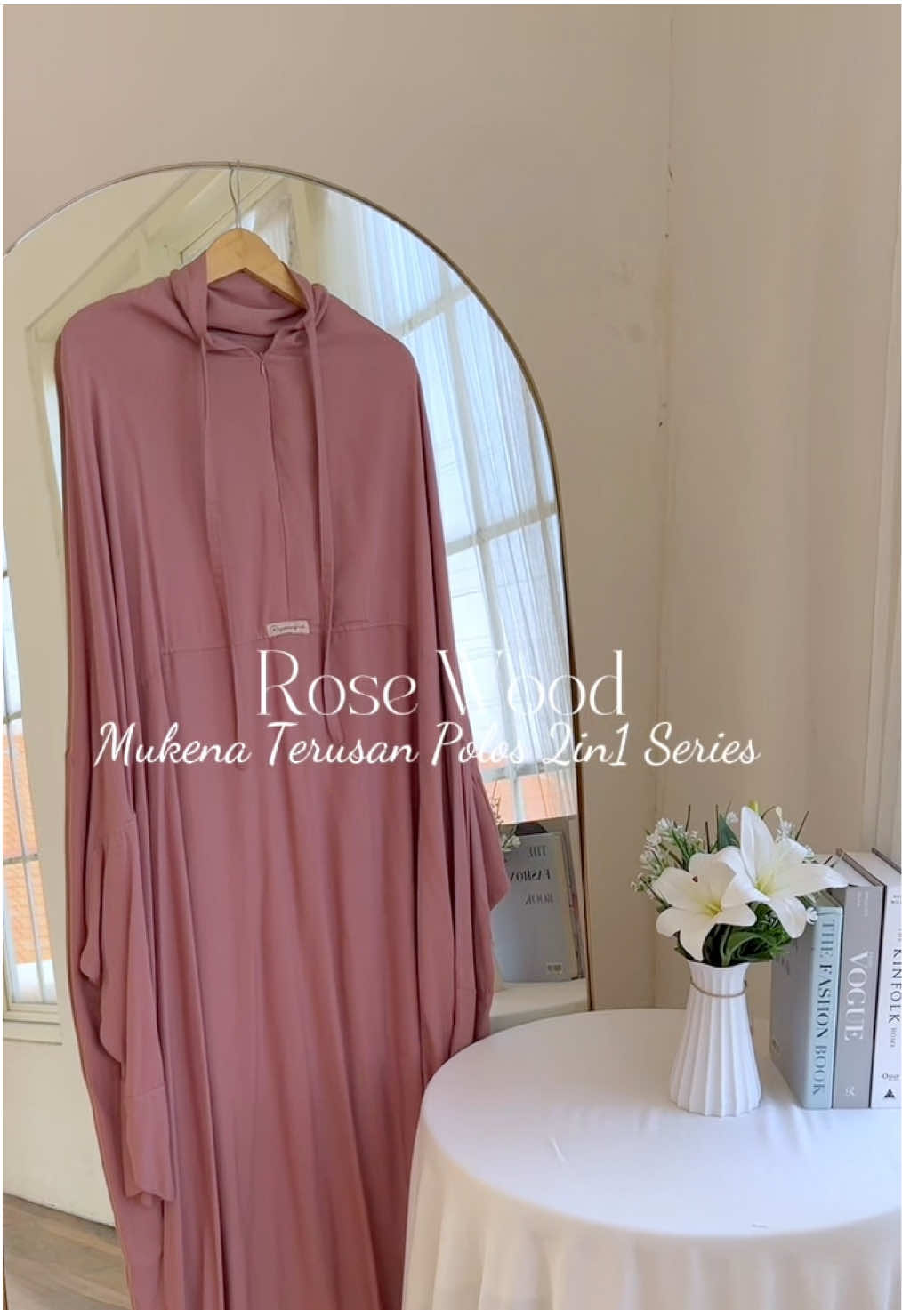 Mukena Polos By Reyscarf 🕊️✨🌸    bisa di pakai 2 style loo 😇❤️💗❤️‍🔥🌸     #masyaallahtabarakkallah #mukena #mukenaterusan #fyp #2in1 